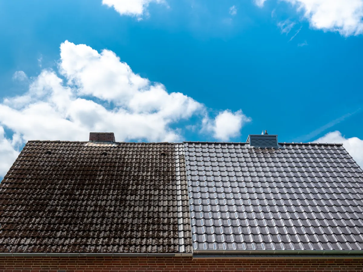 Roof Cleaning on a home near Stirling